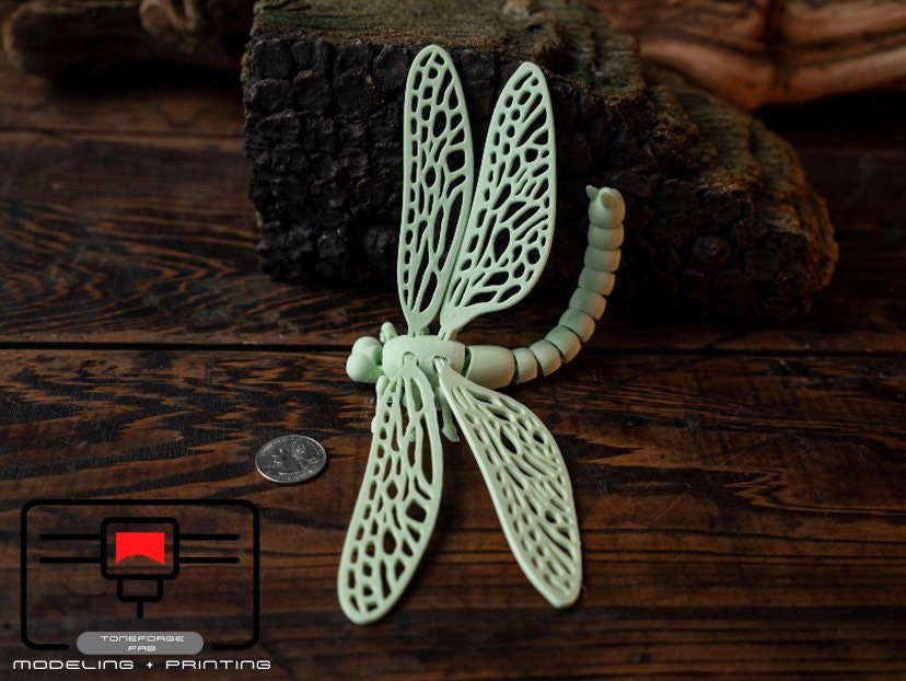 Articulated 3D printed Dragonfly