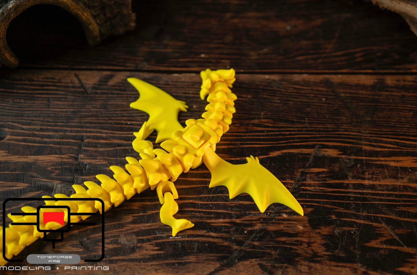 Articulated 3D printed War Dragon with flapping wings, flexi Dragon, fidget toy