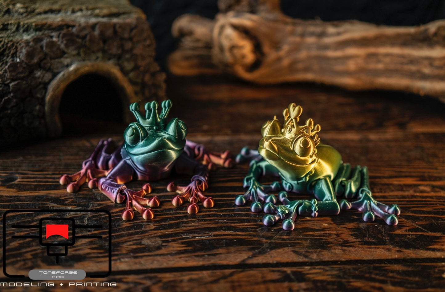 Articulated 3D printed Frog Princess and Prince set, Flexi Animal, fidget toy