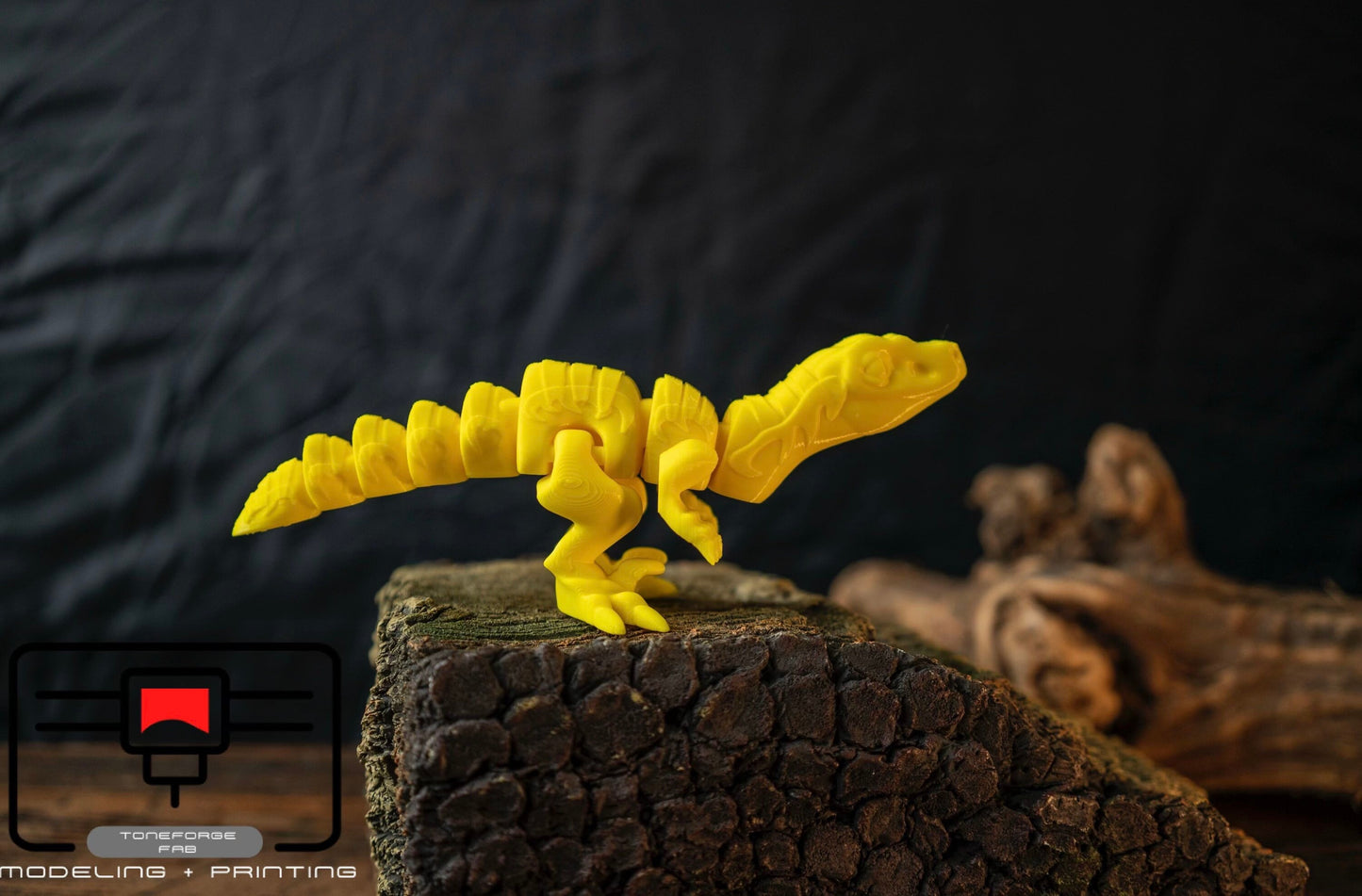 Articulated 3D printed Velociraptor, flexi Dinosaur, fidget toy